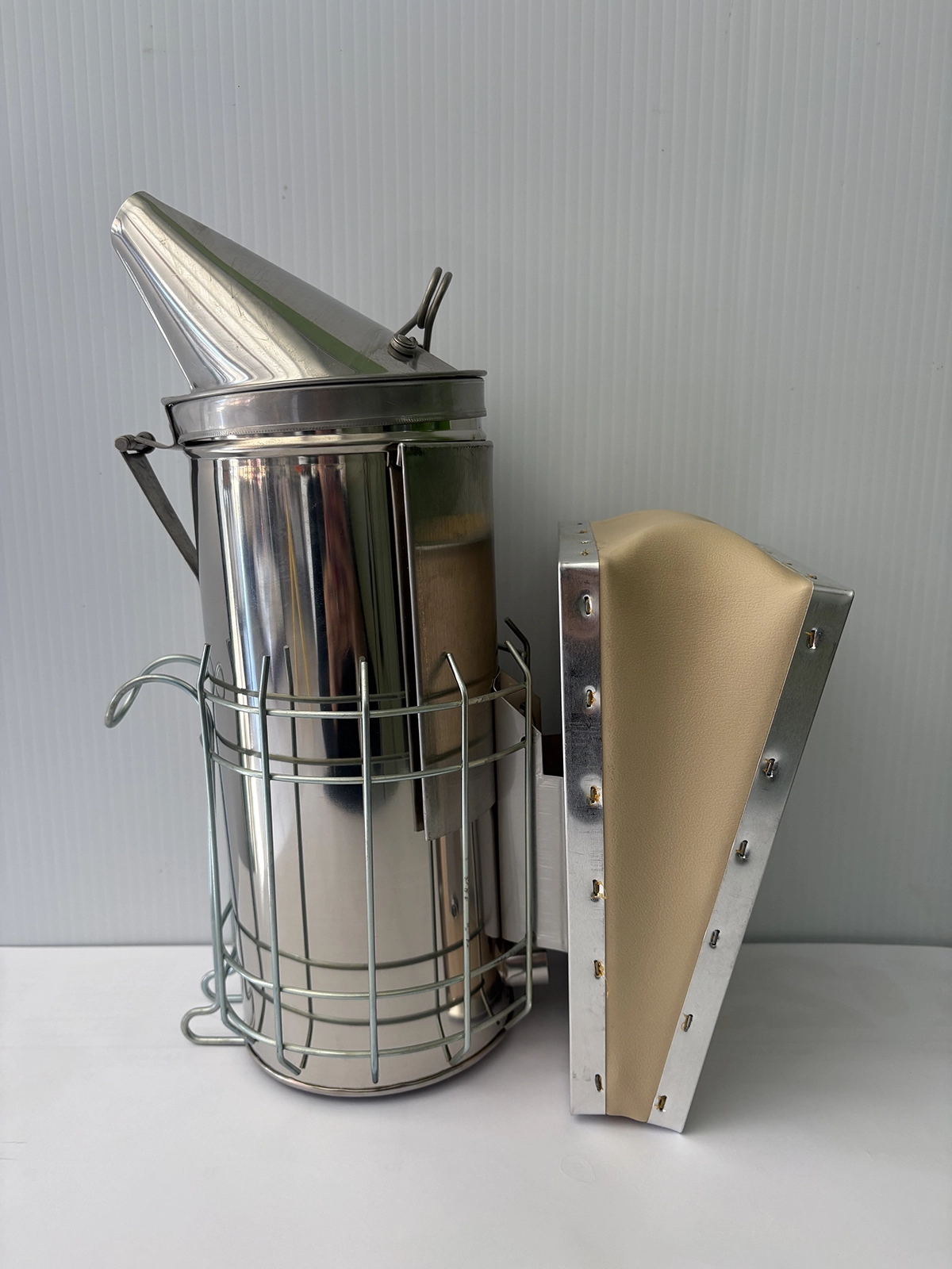 Dadant Smoker 4 x 10 Stainless Steel with Shield & Finger Heat Guard